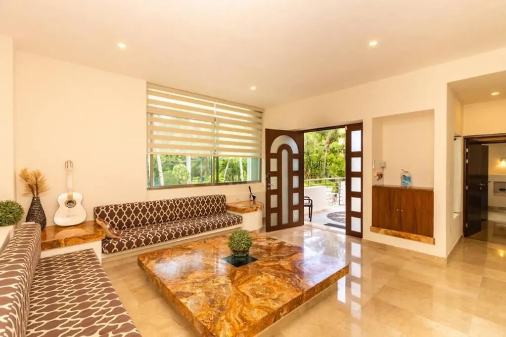 Luxury Spacious 5 Bedroom Villa Playa del Carmen Messico