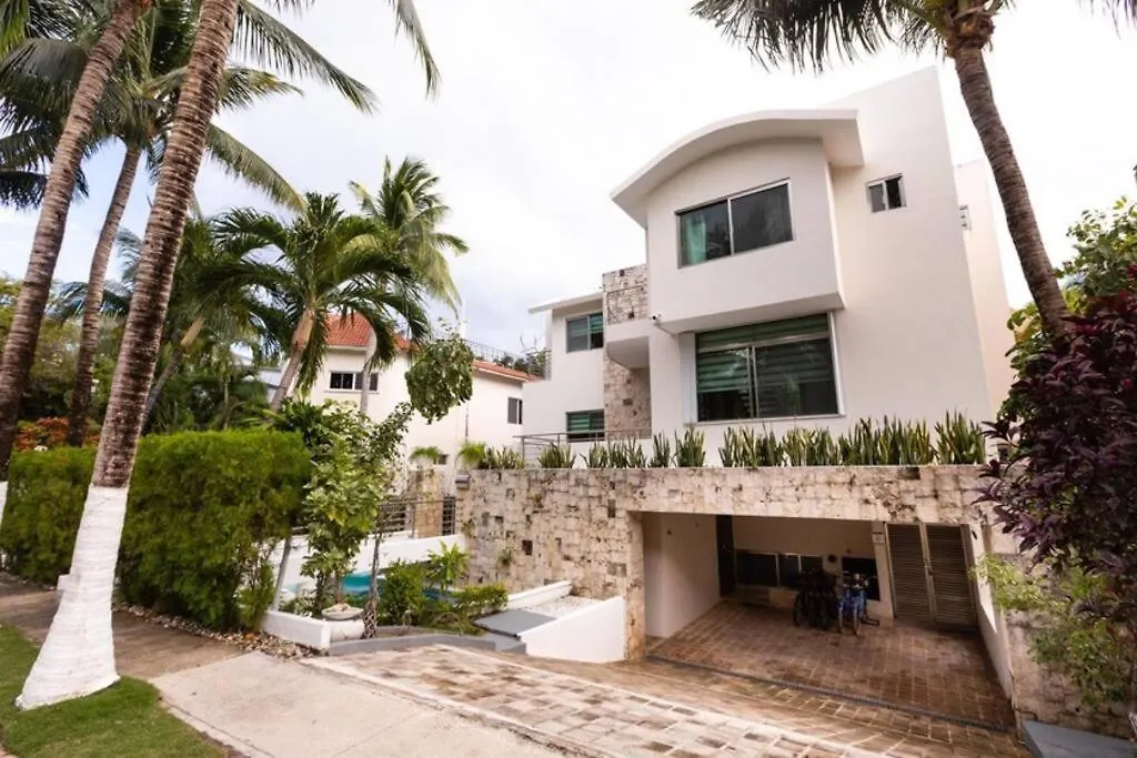 Luxury Spacious 5 Bedroom Villa Playa del Carmen