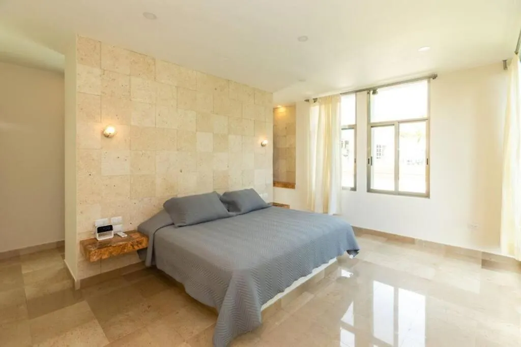 Luxury Spacious 5 Bedroom Villa Playa del Carmen