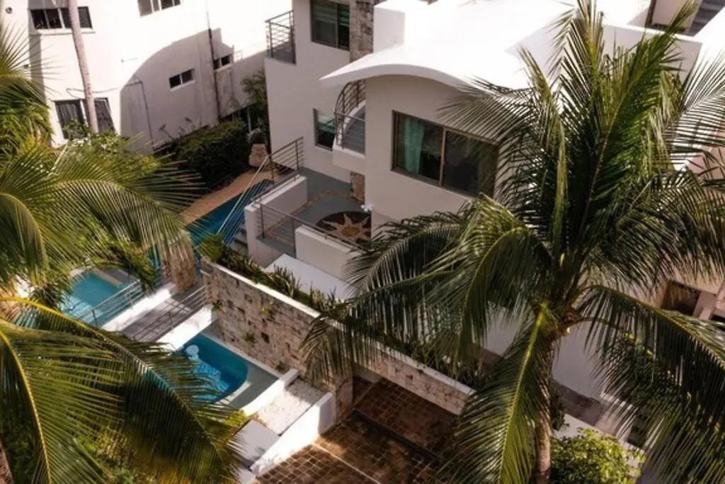 Luxury Spacious 5 Bedroom Villa Playa del Carmen