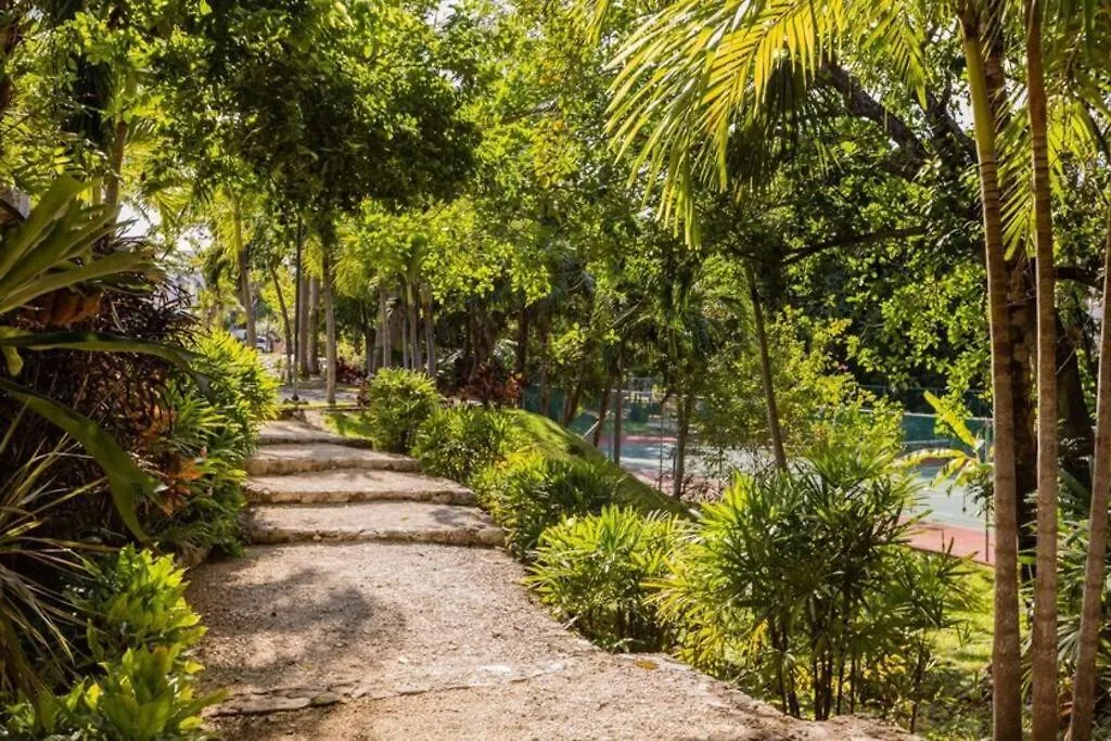 Luxury Spacious 5 Bedroom Villa Playa del Carmen