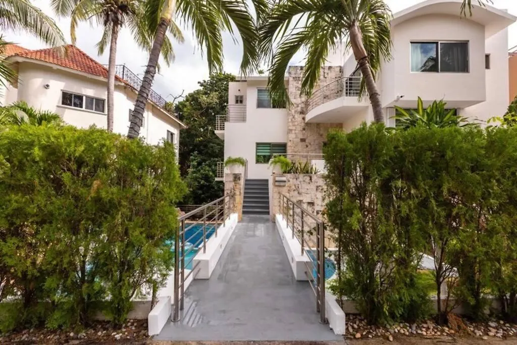 Luxury Spacious 5 Bedroom Villa Playa del Carmen 0*,